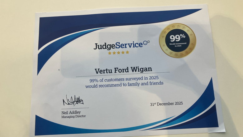 Nissan Qashqai 1.3 DiG-T N-Connecta 5dr Petrol Hatchback